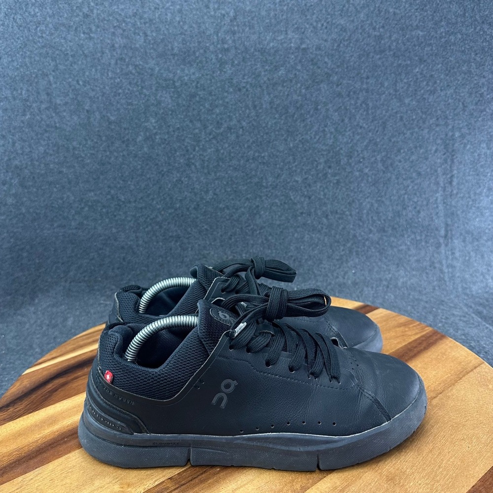 On Women's The Roger Advantage Tennis Size 7.5 Triple black Black 48.98103